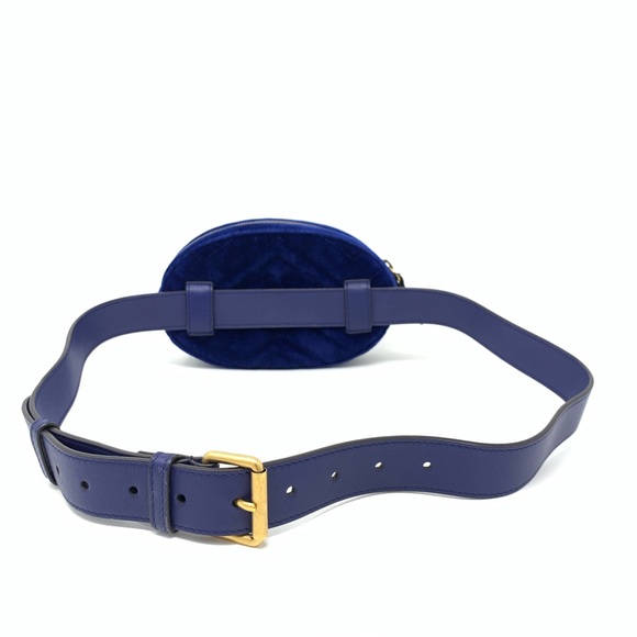 ❌SOLD❌Gucci GG Marmont Matelassé Velvet Belt Bag - Picture 5 of 8
